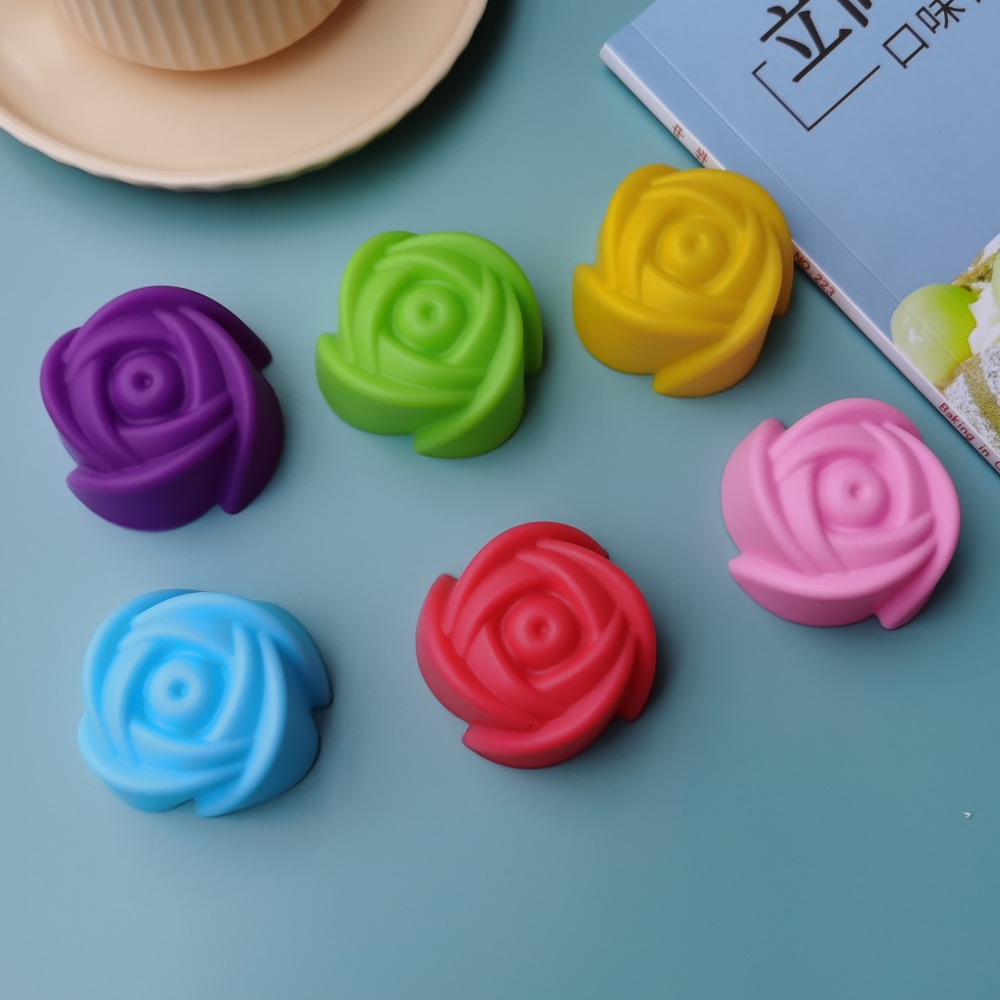 Cute 5cm Flower Silicone Cake  - đánh giá và giá Soap Making Equipment