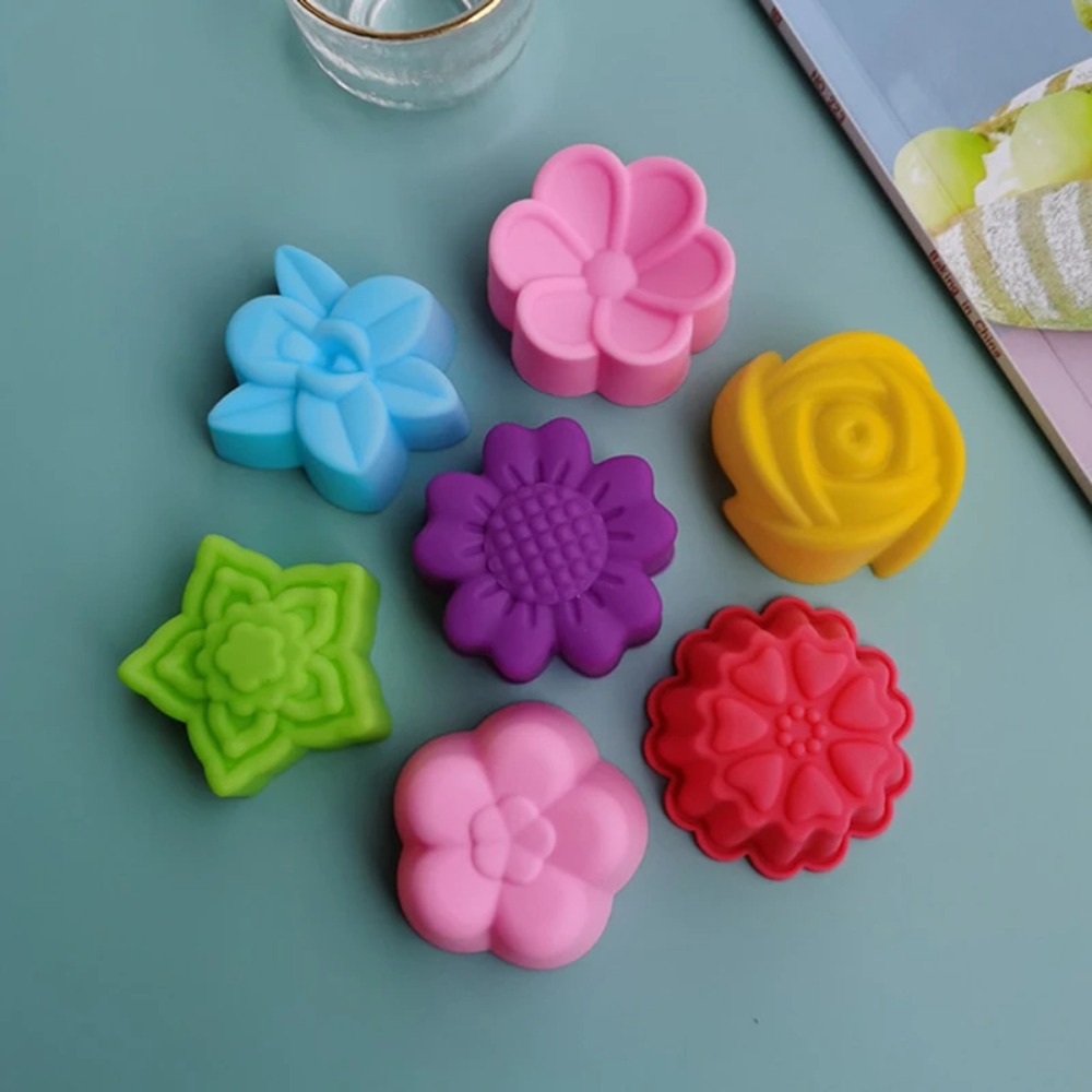 Cute 5cm Flower Silicone Cake  - đánh giá và giá Soap Making Equipment